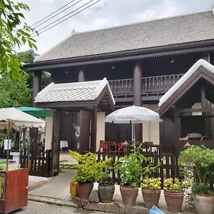 招待所 Mali House
